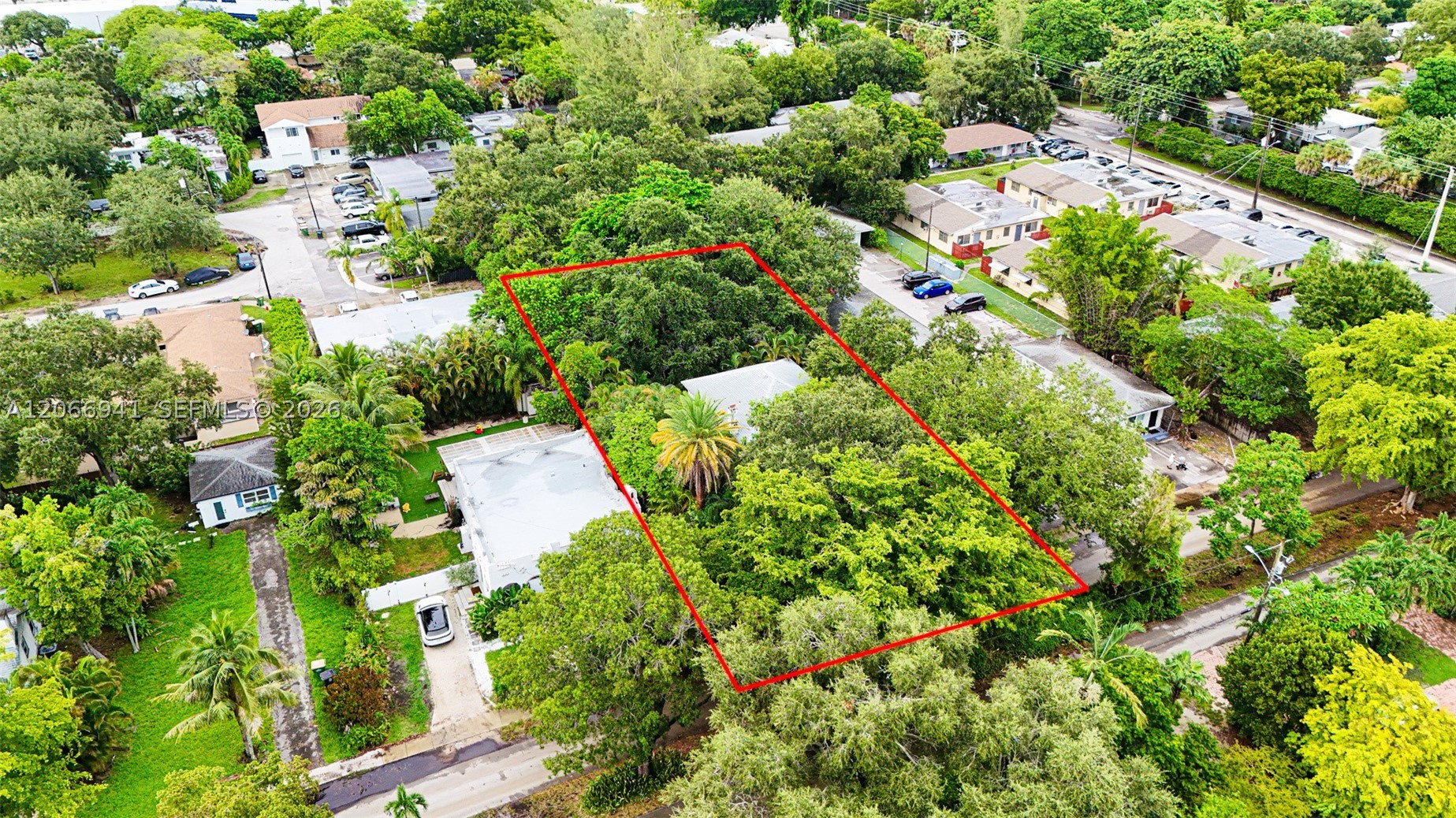 753 NE 121st St, North Miami FL 33161