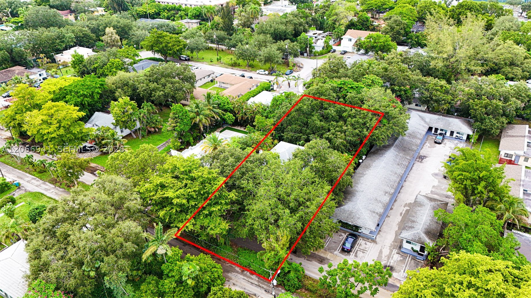753 NE 121st St, North Miami FL 33161