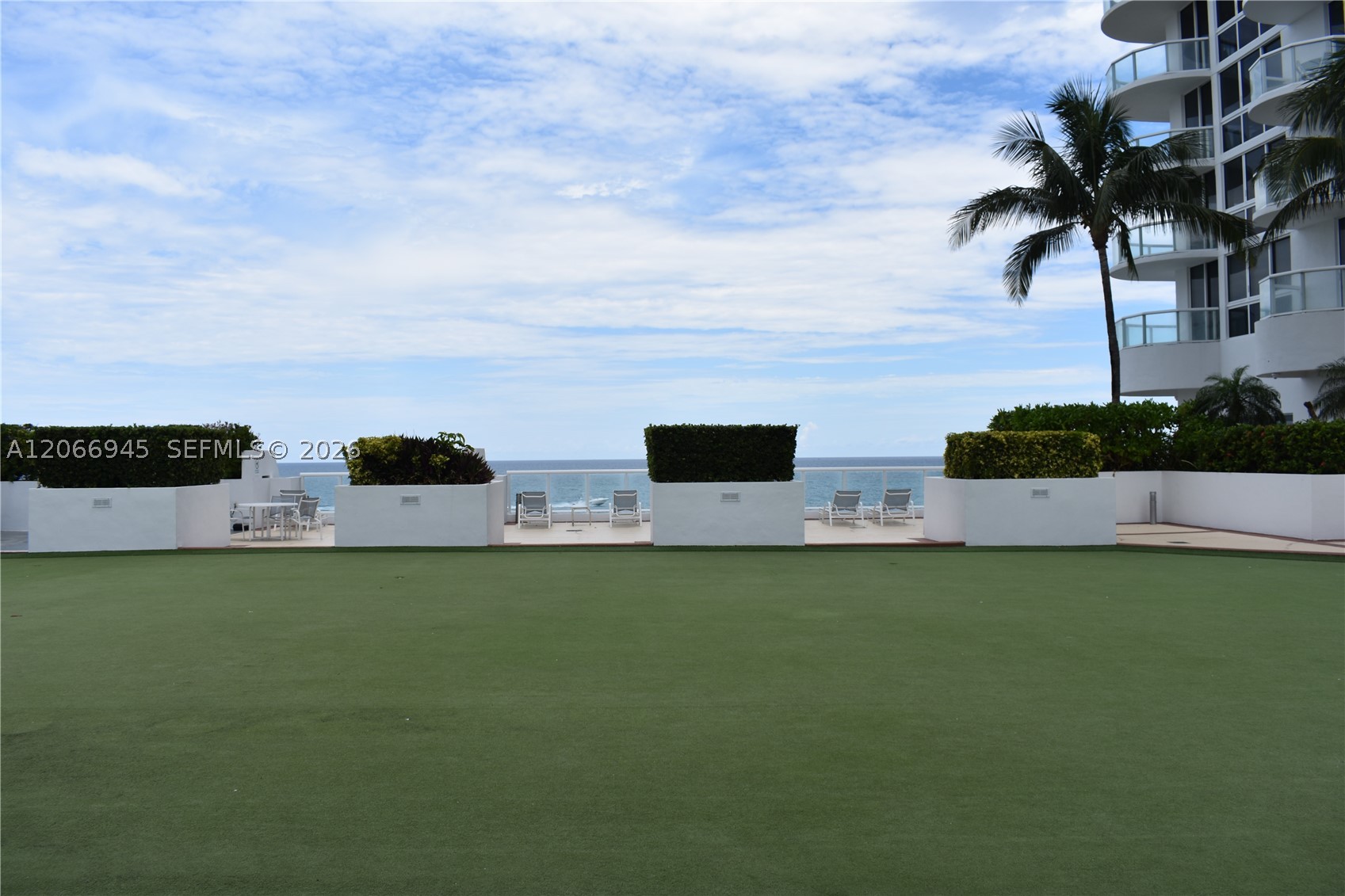 6365 Collins Ave #3804, Miami Beach FL 33141