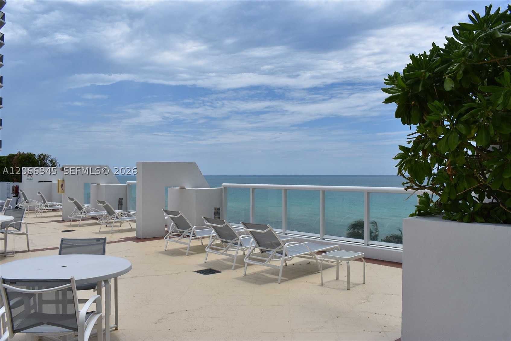6365 Collins Ave #3804, Miami Beach FL 33141