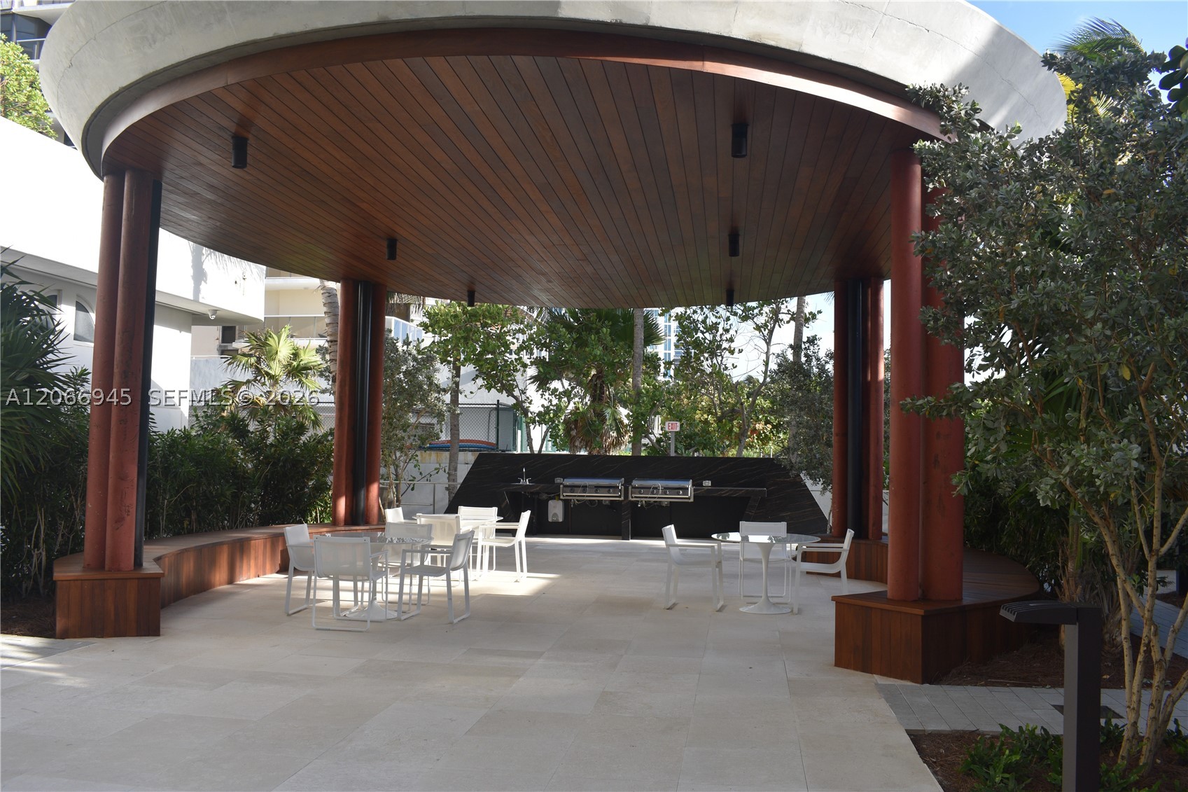 6365 Collins Ave #3804, Miami Beach FL 33141