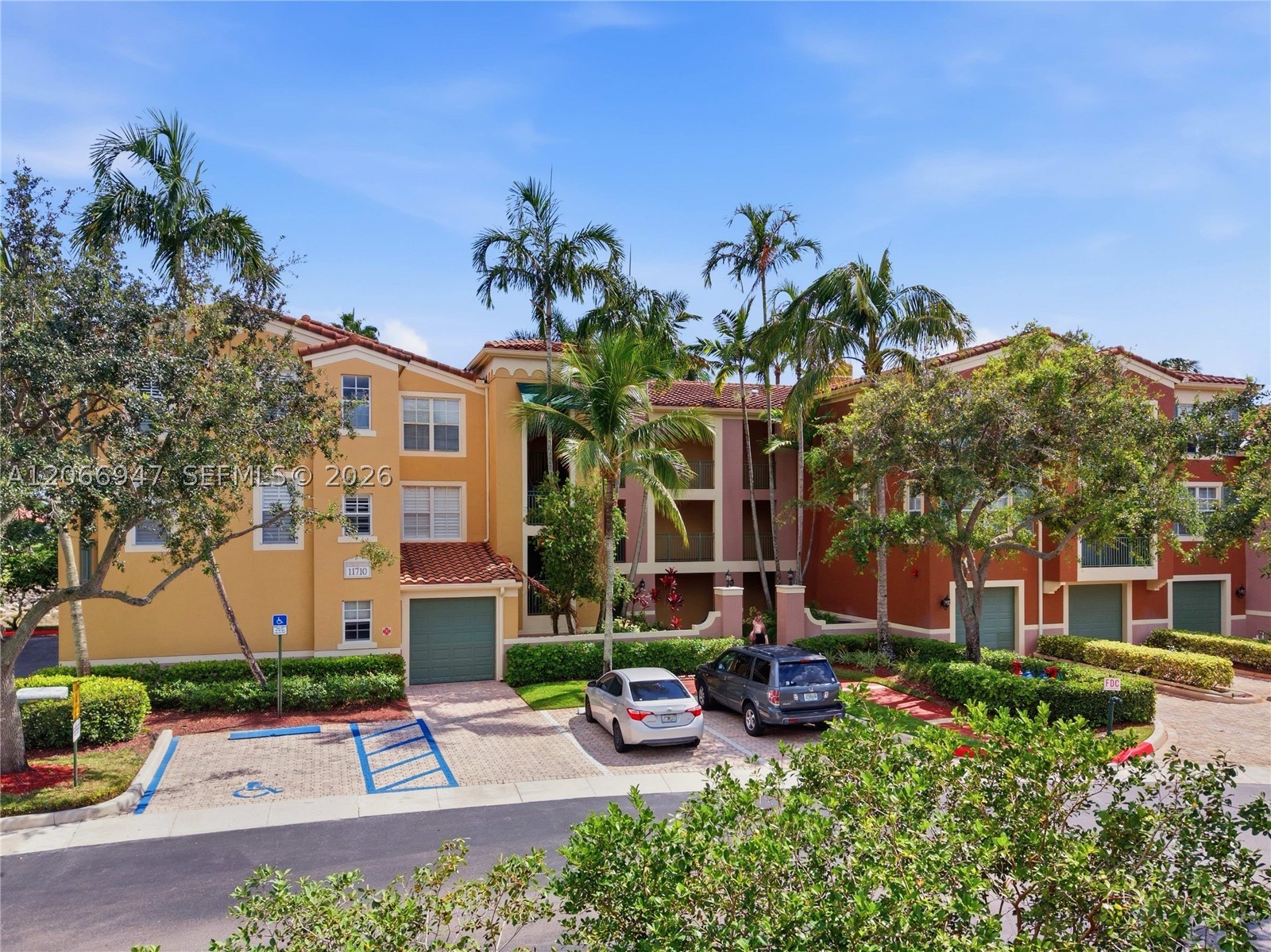 11710 Saint Andrews Pl #202, Wellington FL 33414