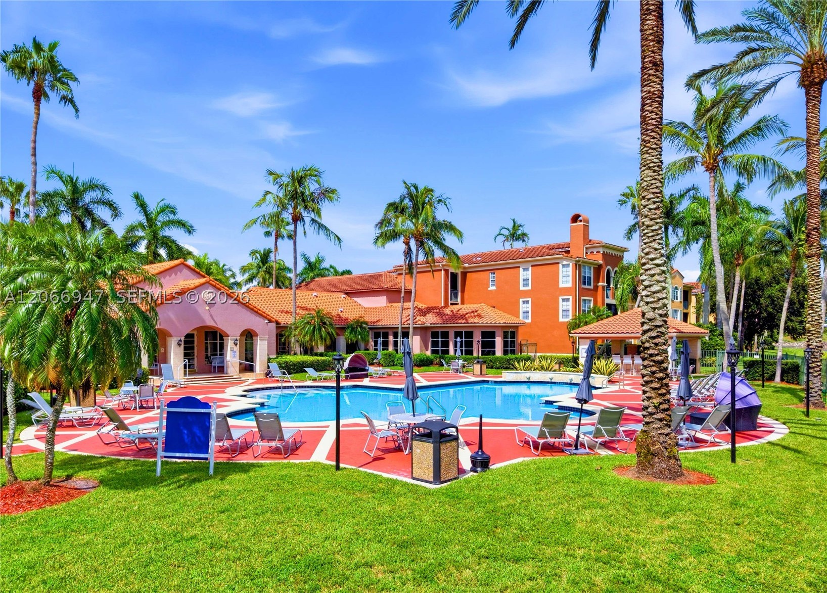 11710 Saint Andrews Pl #202, Wellington FL 33414