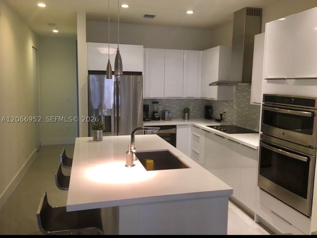 10260 NW 63rd Ter #201, Miami FL 33178