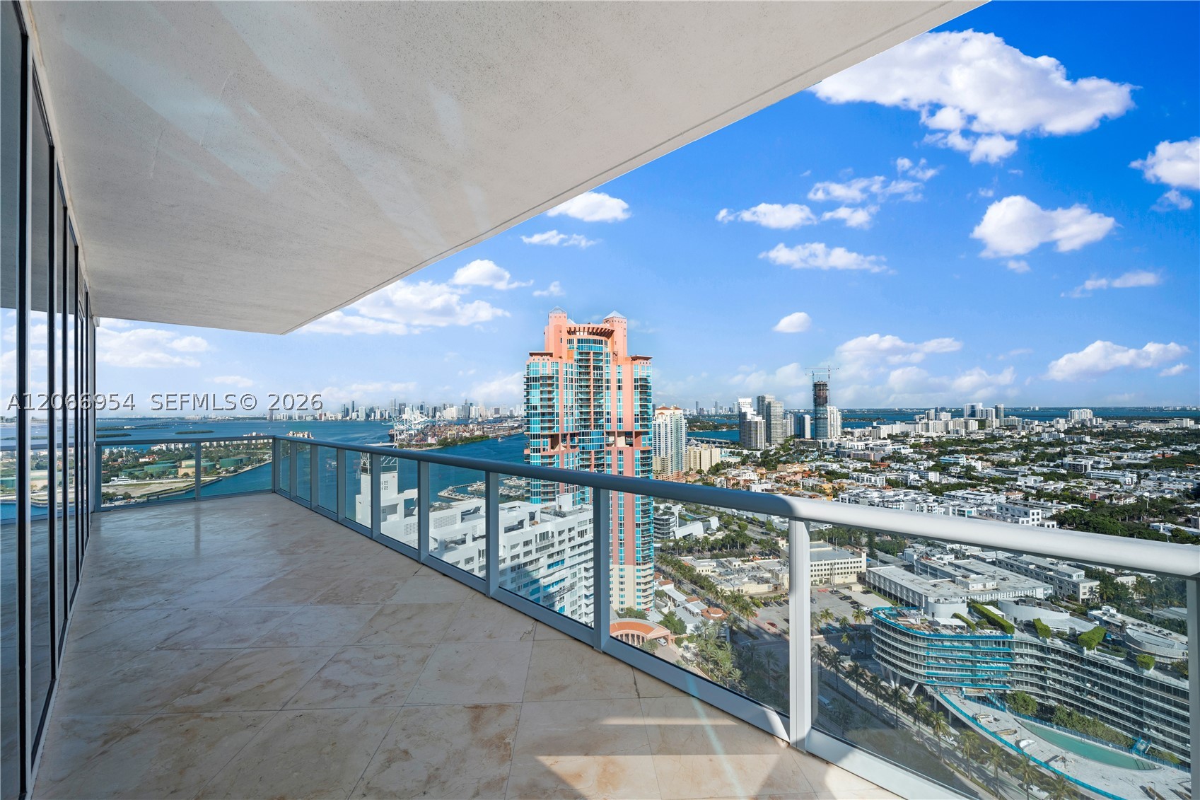 100 S Pointe Dr #3207, Miami Beach FL 33139