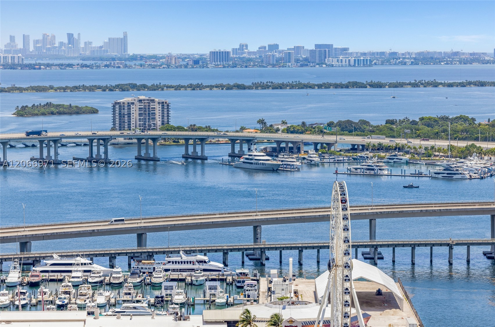 300 S Biscayne Blvd #T-2911, Miami FL 33131