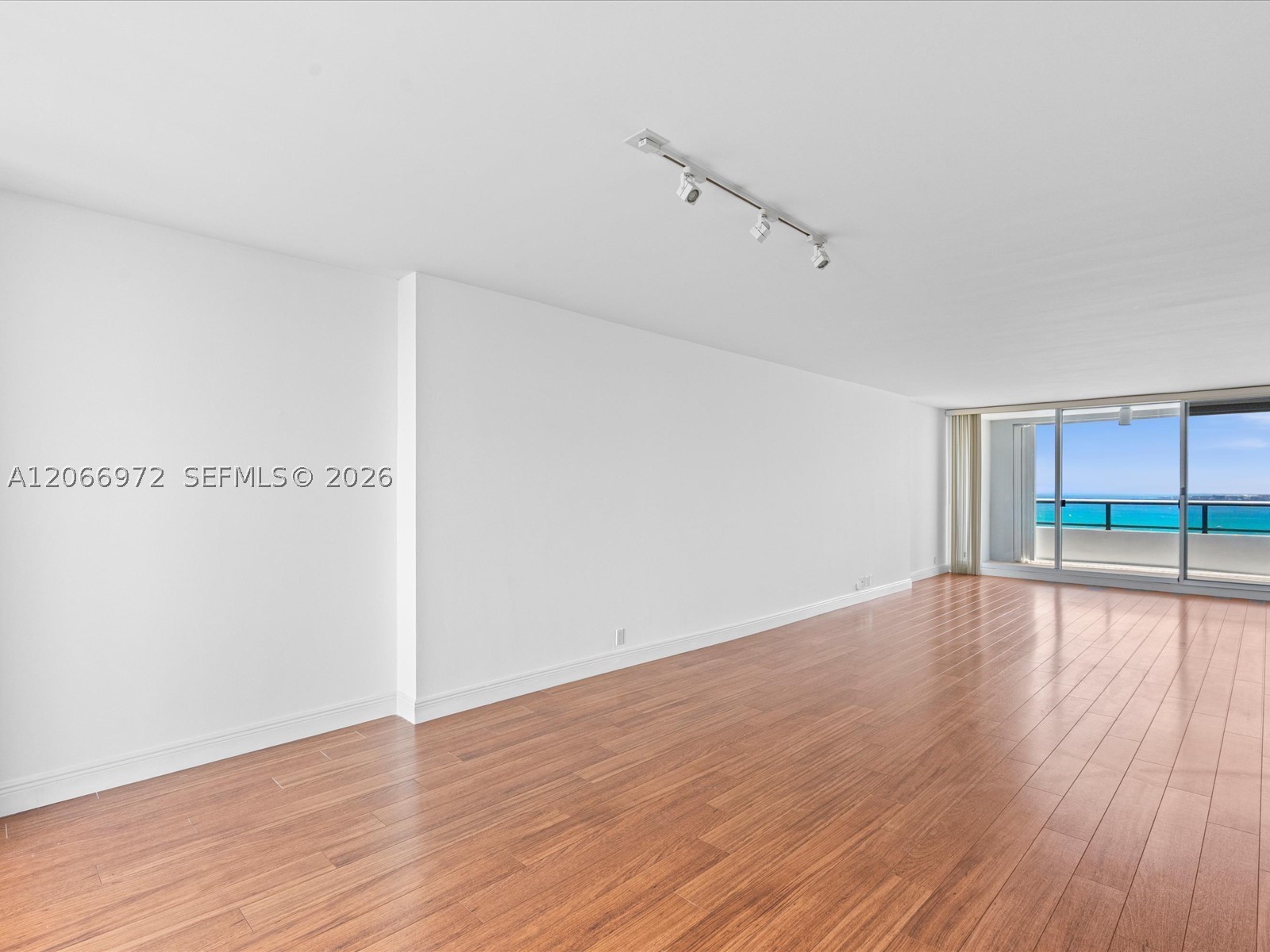 1541 Brickell Ave #B3804, Miami FL 33129