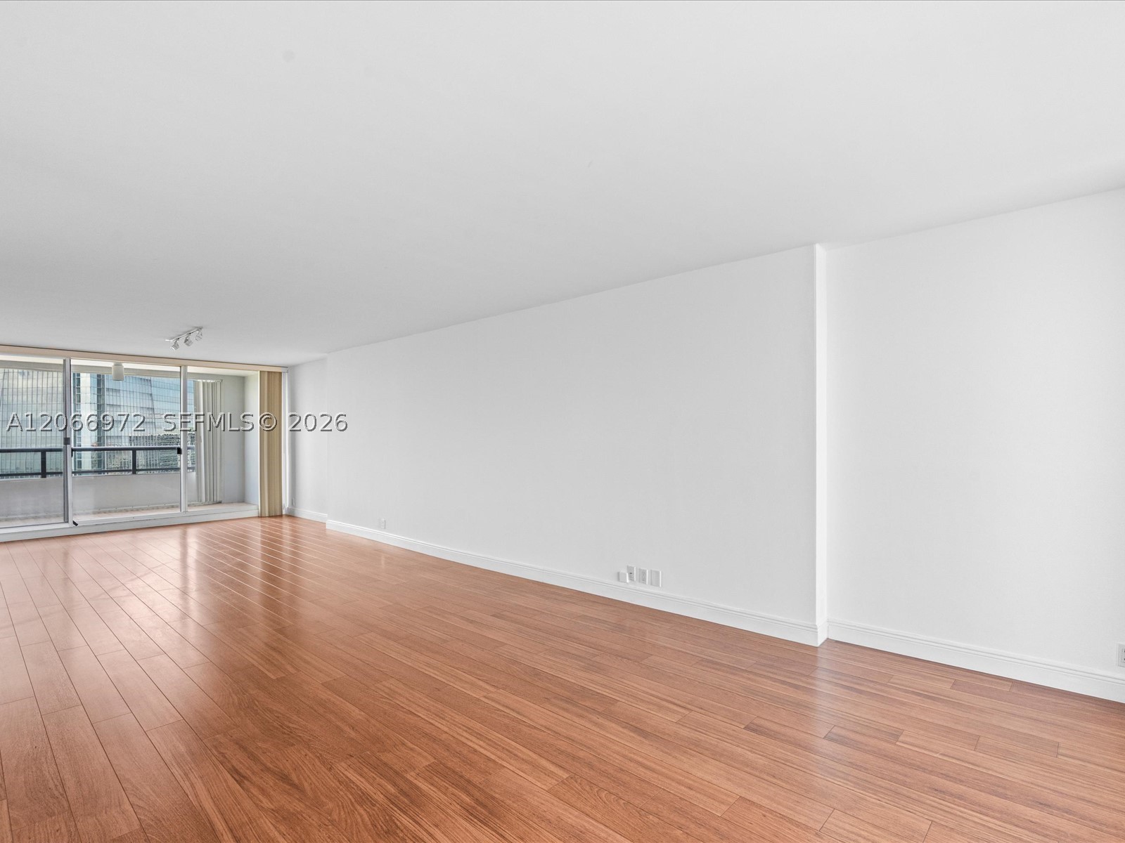 1541 Brickell Ave #B3804, Miami FL 33129