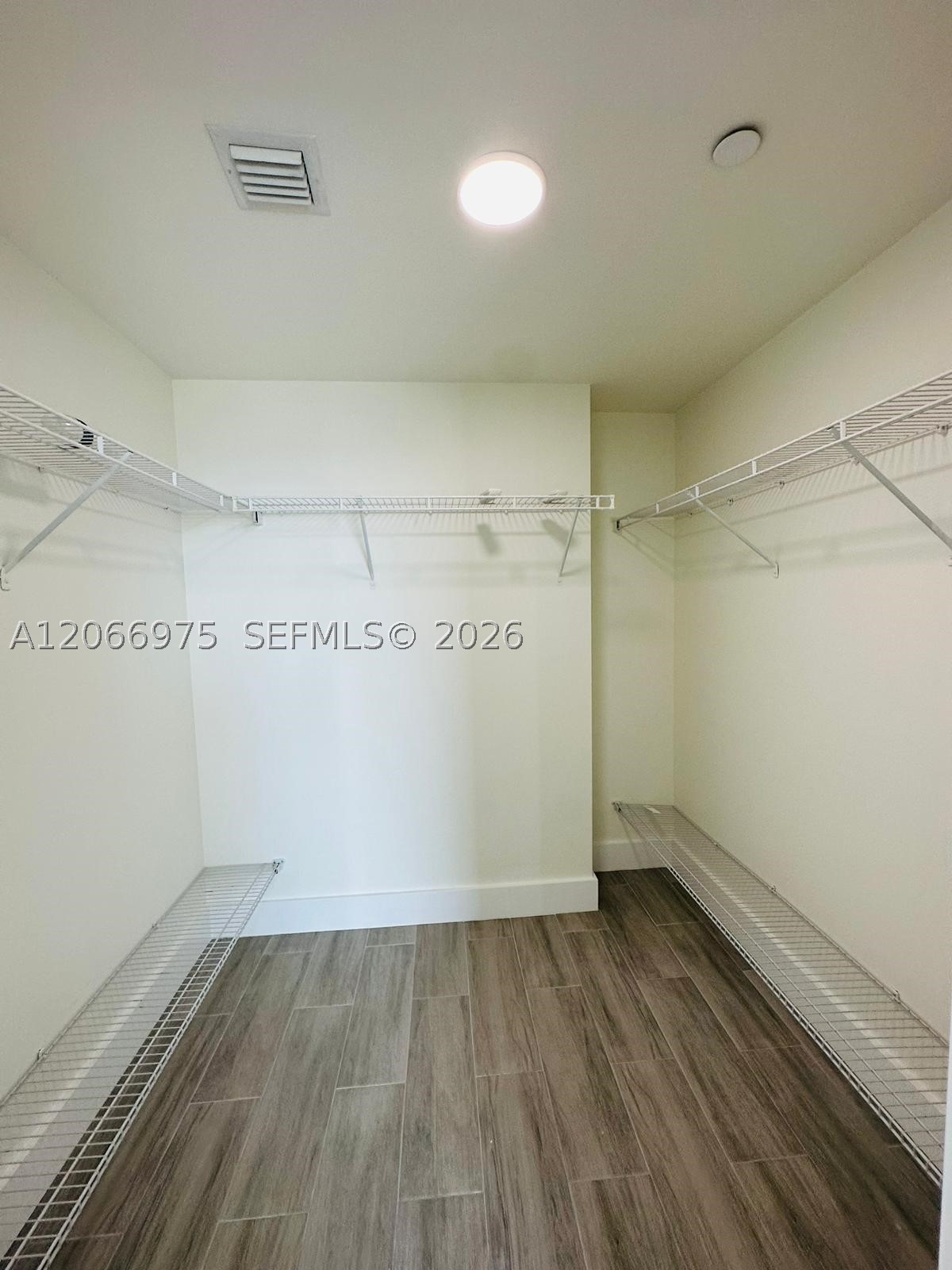 1250 S Miami Ave #1707, Miami FL 33130