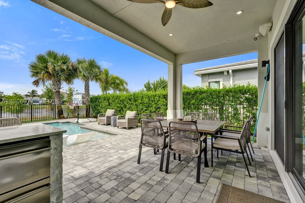 12474 Solana Bay Cir, Palm Beach Gardens FL 33412