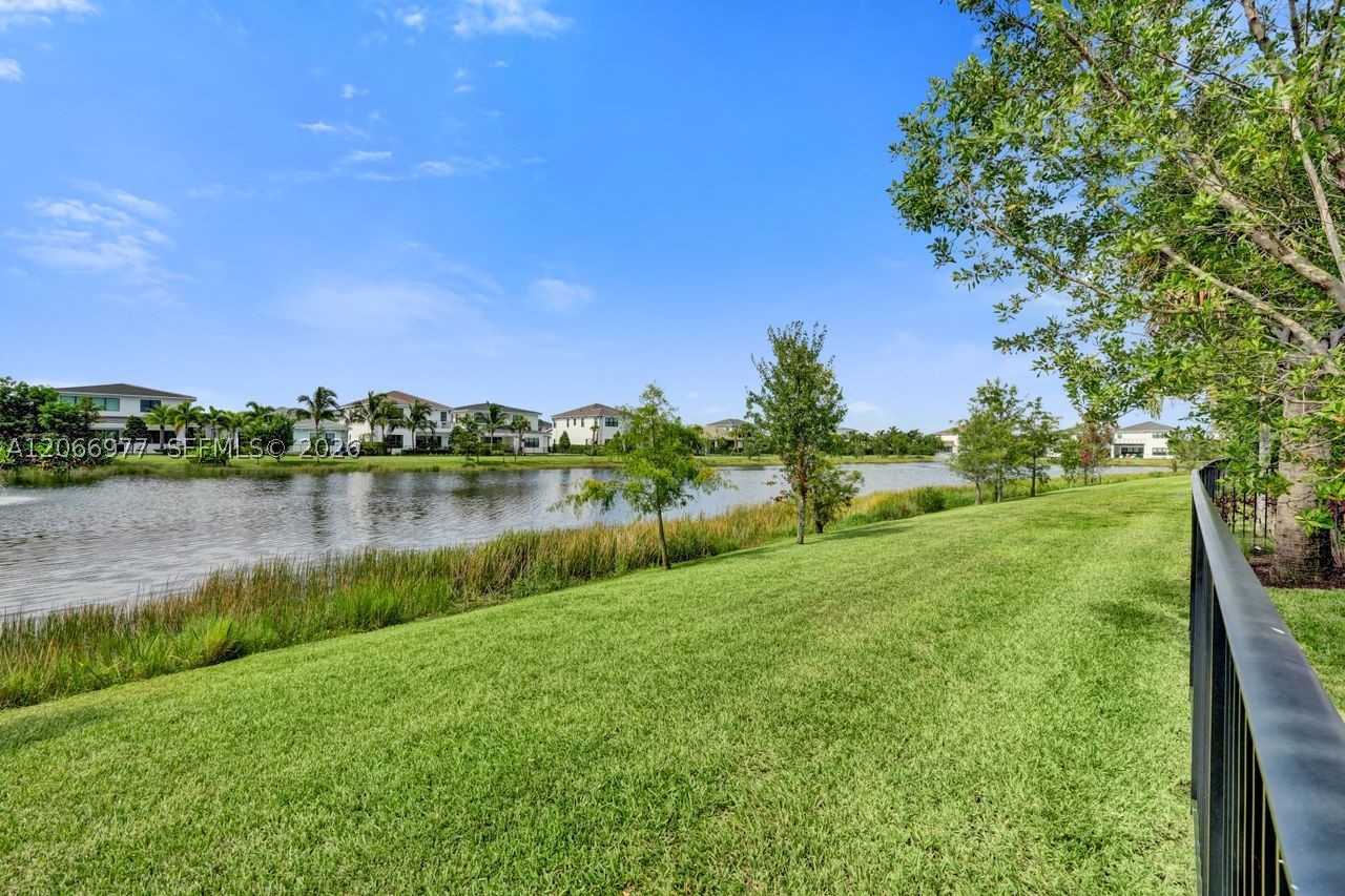 12474 Solana Bay Cir, Palm Beach Gardens FL 33412