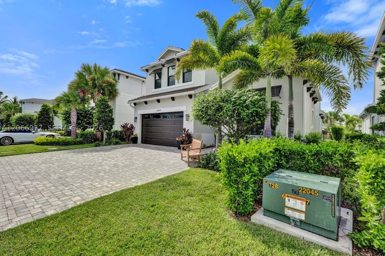 12474 Solana Bay Cir, Palm Beach Gardens FL 33412