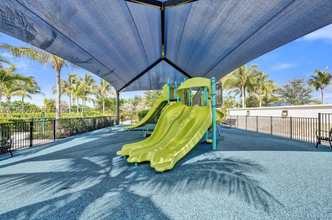 12474 Solana Bay Cir, Palm Beach Gardens FL 33412