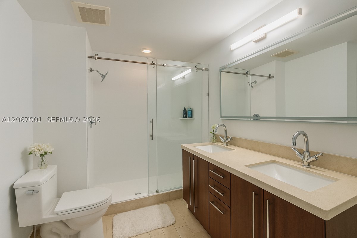79 SW 12th St #2809-S, Miami FL 33130