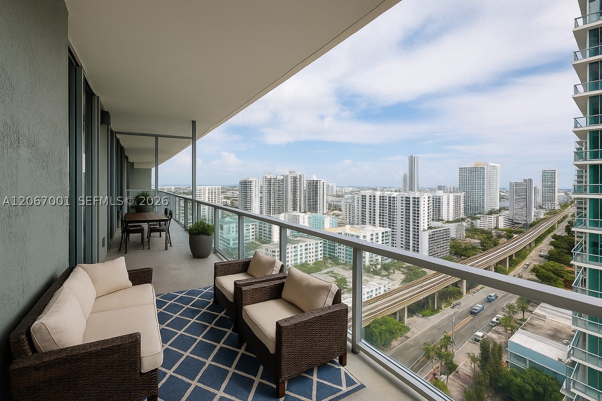 79 SW 12th St #2809-S, Miami FL 33130