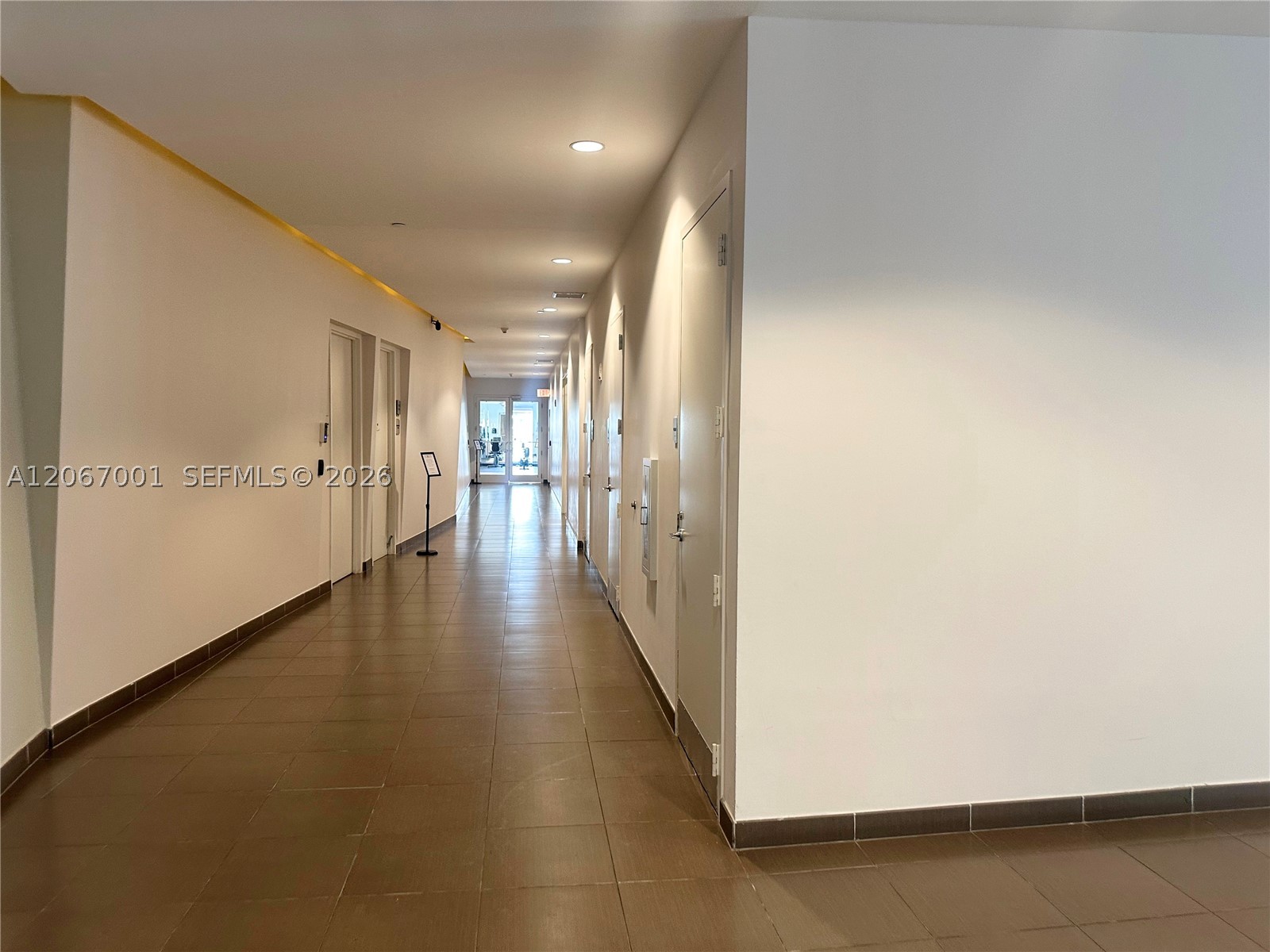 79 SW 12th St #2809-S, Miami FL 33130