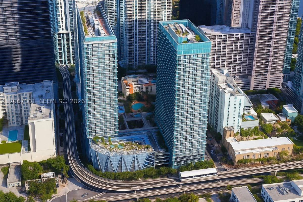 79 SW 12th St #2809-S, Miami FL 33130