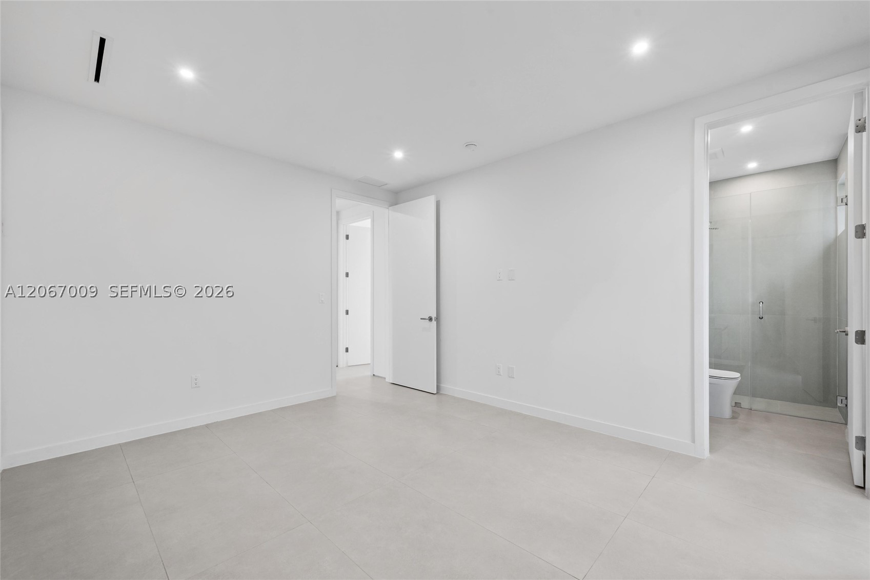 2980 SW 2nd St #LEFT, Miami FL 33135