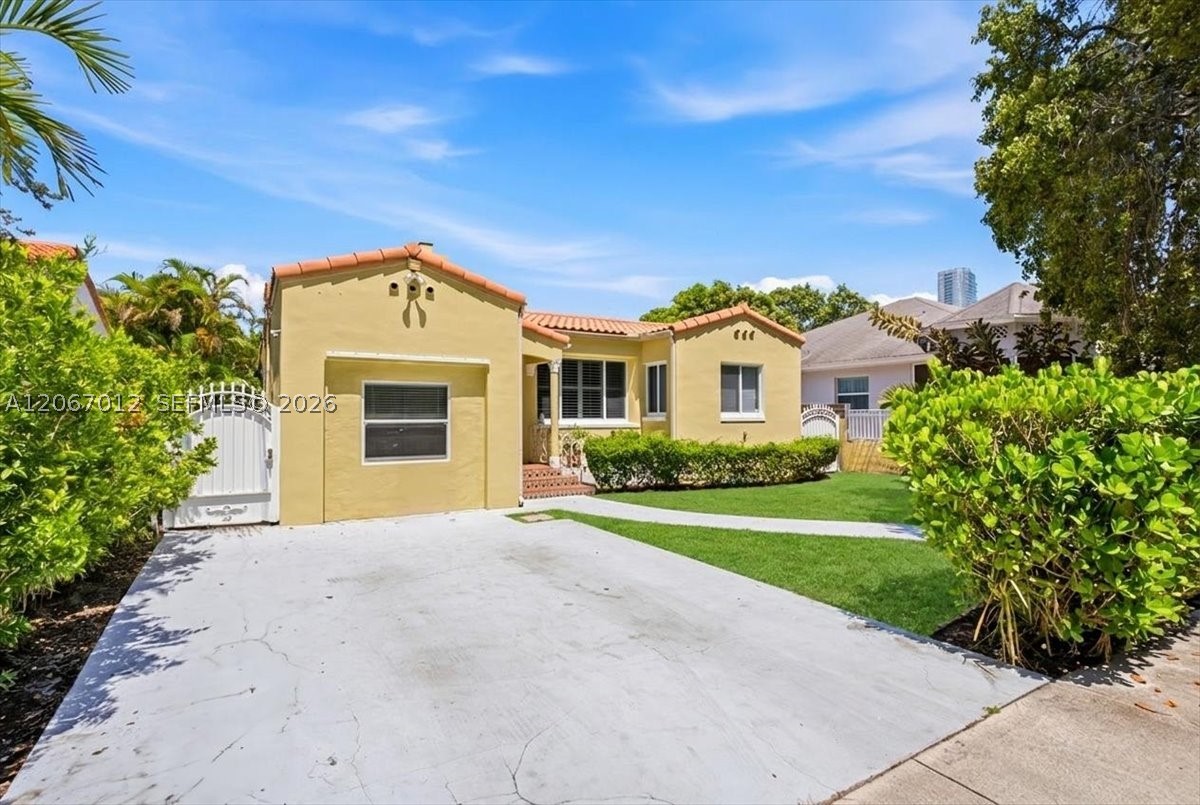 155 SW 28th Rd, Miami FL 33129