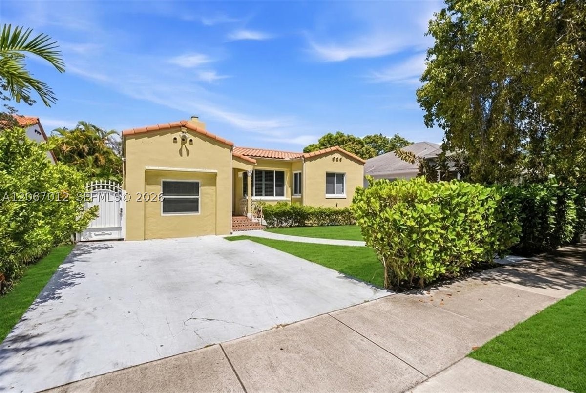 155 SW 28th Rd, Miami FL 33129