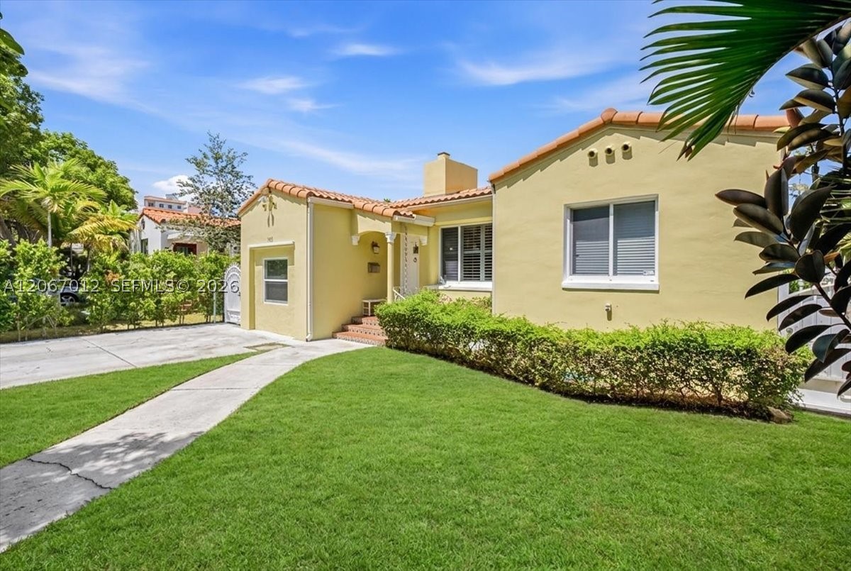 155 SW 28th Rd, Miami FL 33129