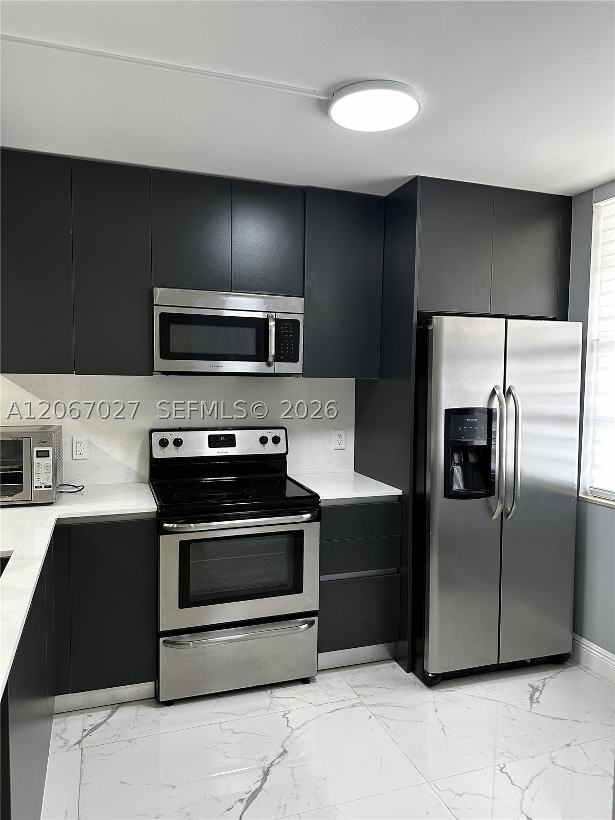1719 Whitehall Dr #105, Davie FL 33324