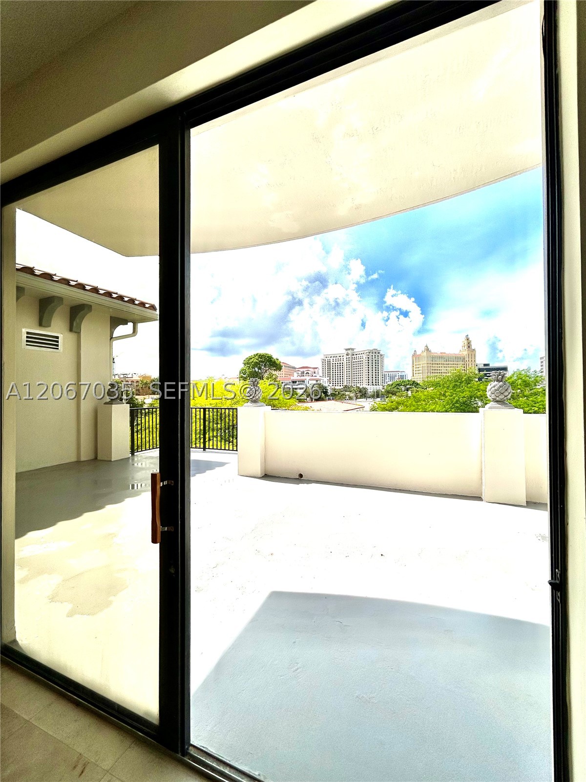 1650 Galiano St #307, Coral Gables FL 33134