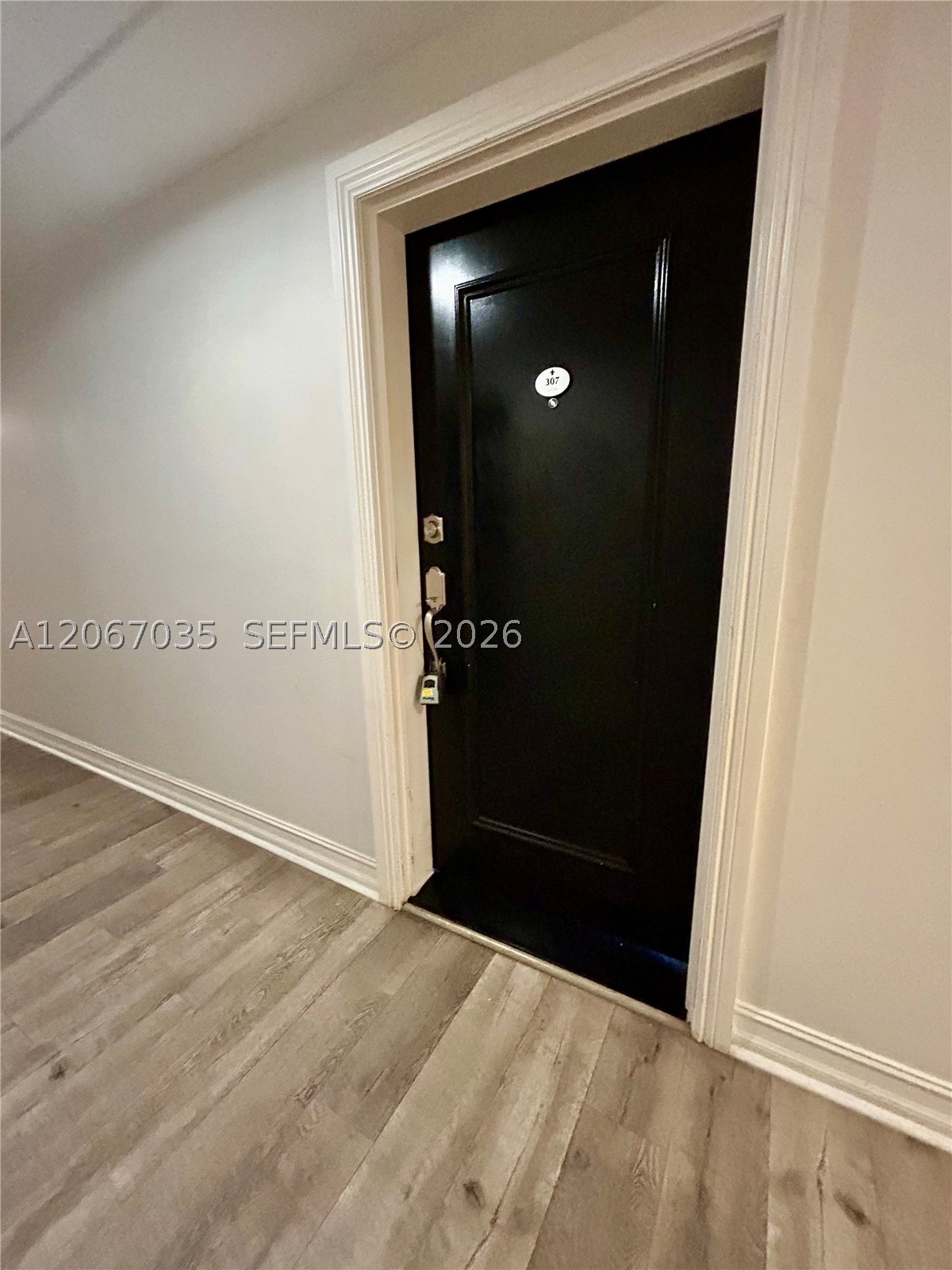 1650 Galiano St #307, Coral Gables FL 33134