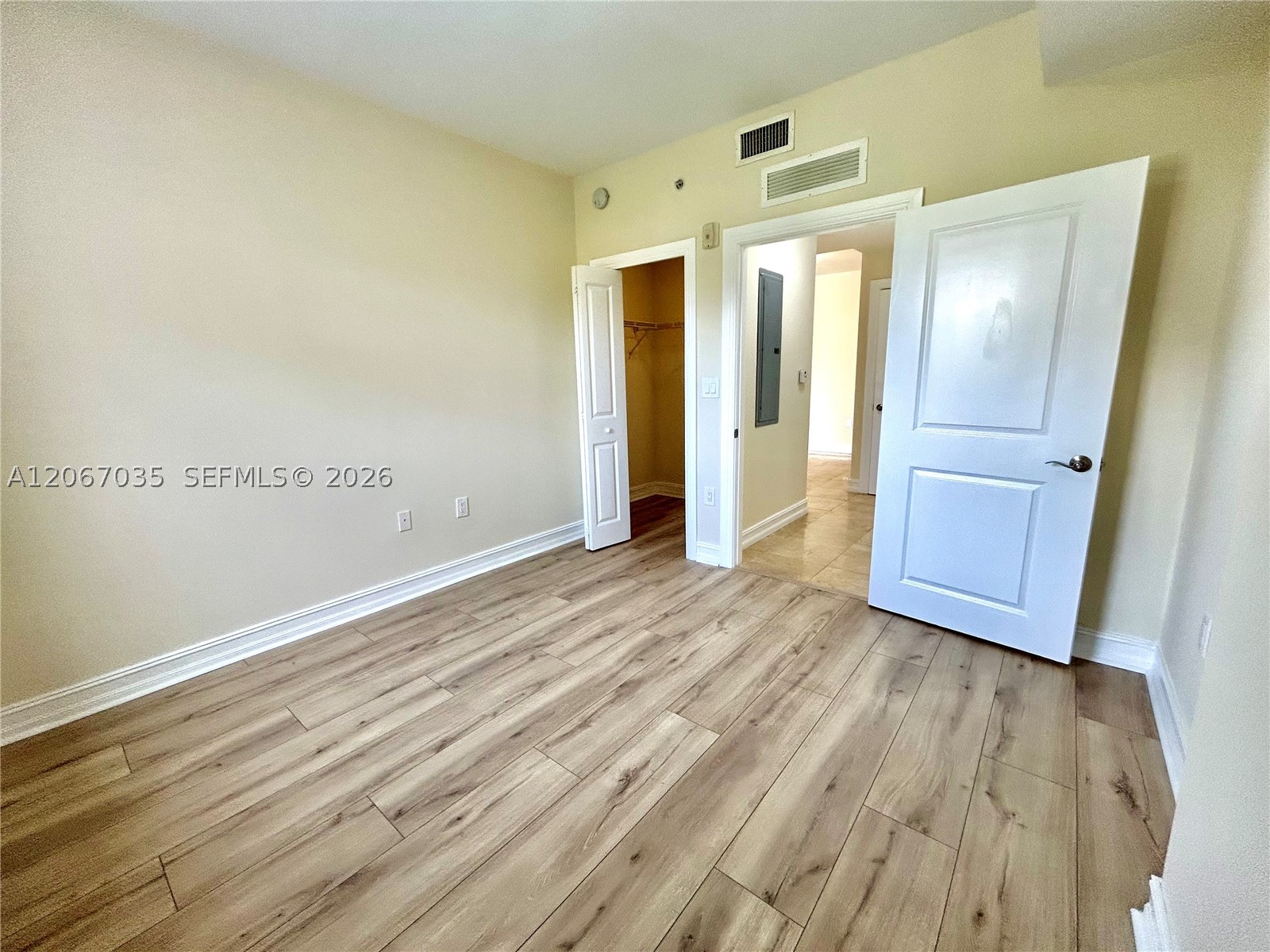 1650 Galiano St #307, Coral Gables FL 33134
