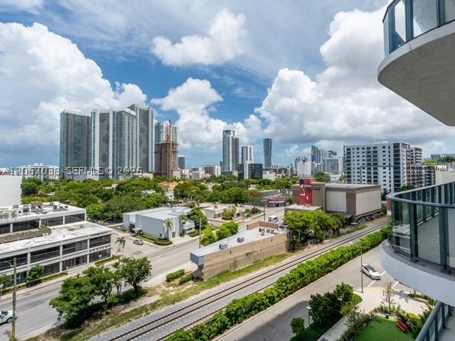 121 NE 34th St #1014, Miami FL 33137