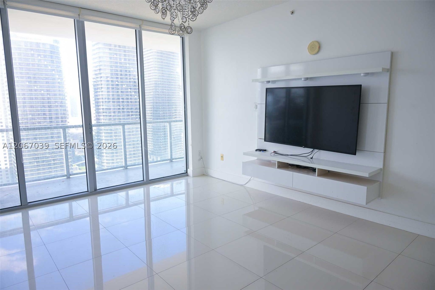 1111 SW 1st Ave #3624-N, Miami FL 33130