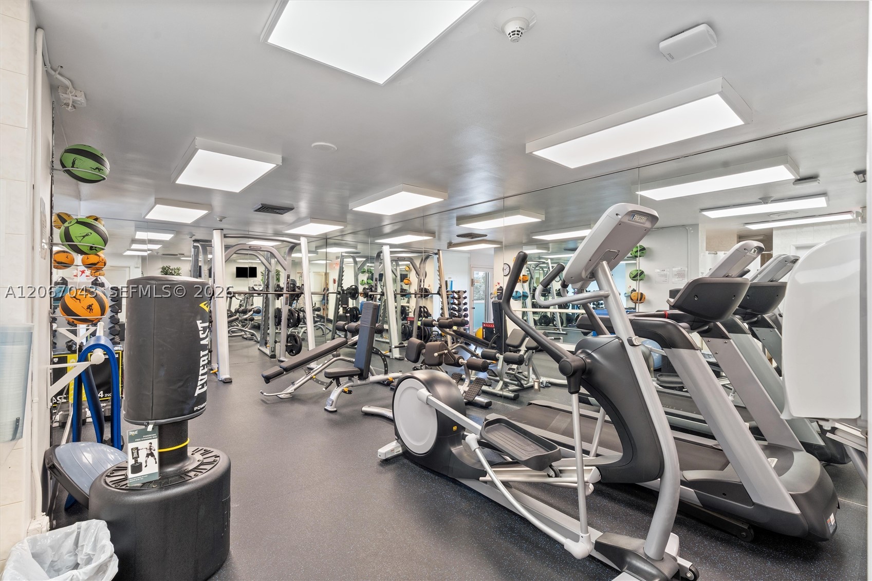 2100 S Ocean Ln #412, Fort Lauderdale FL 33316