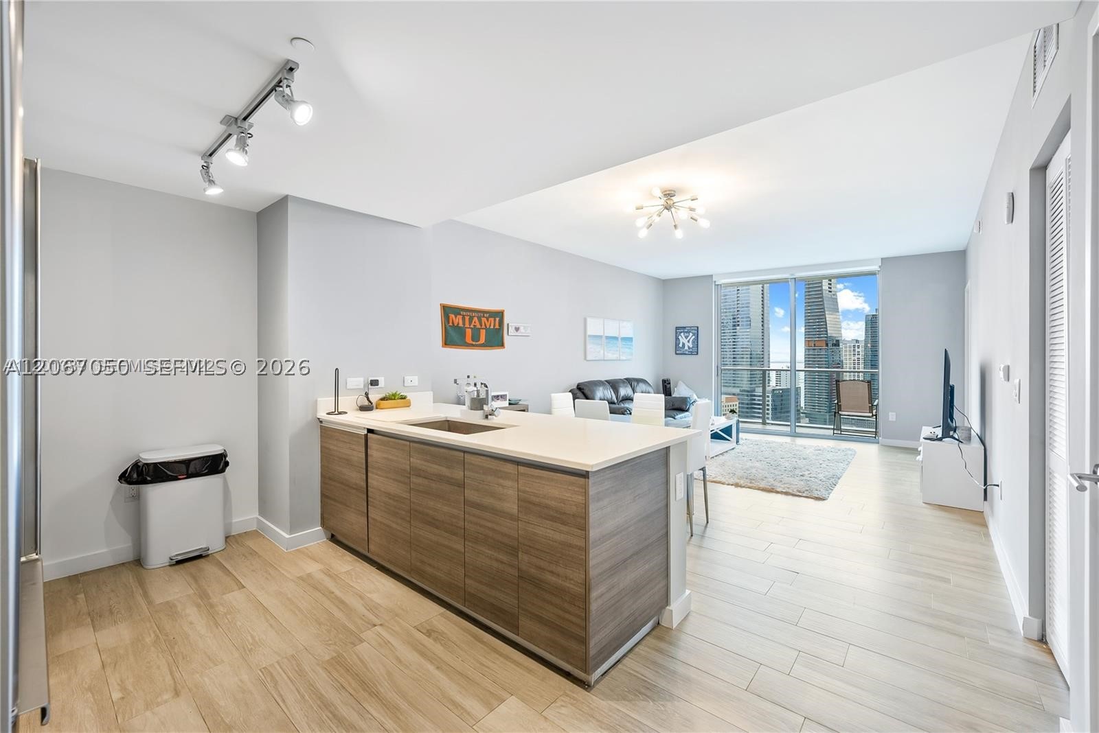 1100 S Miami Ave #2902, Miami FL 33130