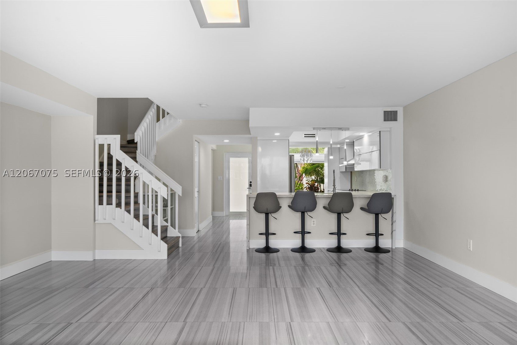 3750 NE 209 Ter, Aventura FL 33180