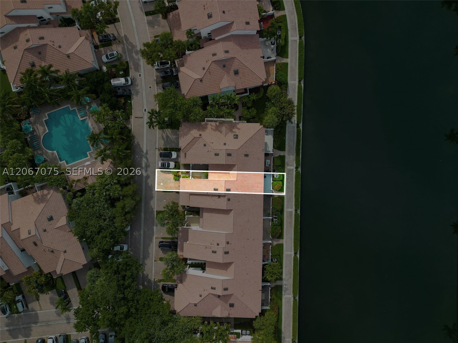 3750 NE 209 Ter, Aventura FL 33180