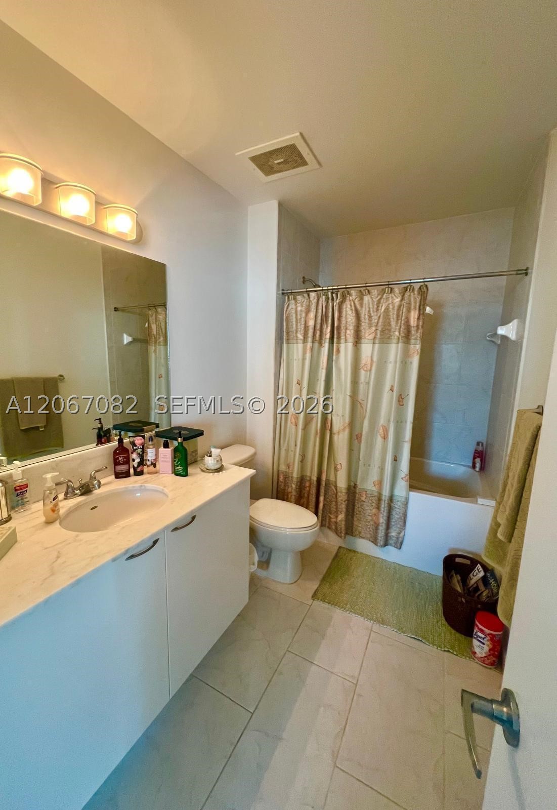 133 NE 2nd Ave #1102, Miami FL 33132
