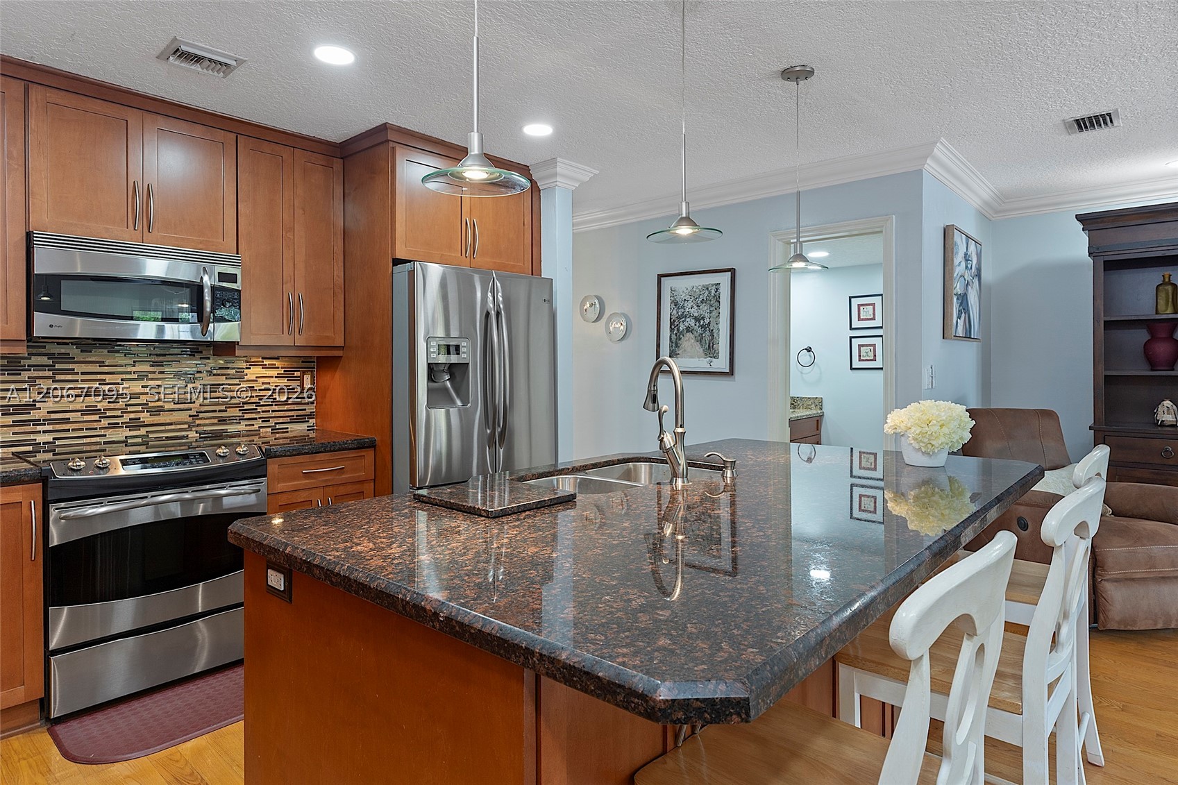 3814 NE 166th St #102, North Miami Beach FL 33160