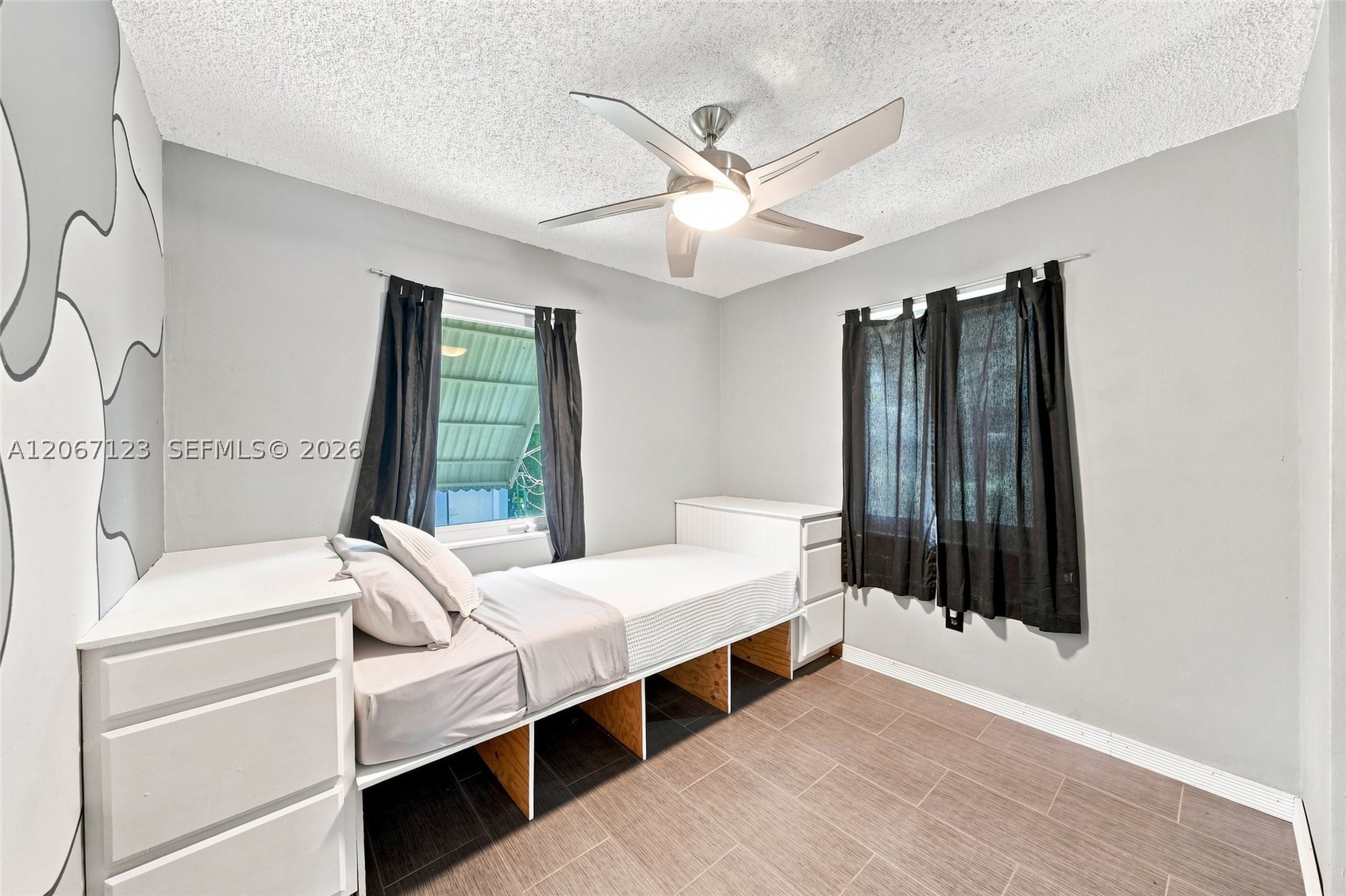 5525 SW 112th Ave, Miami FL 33165