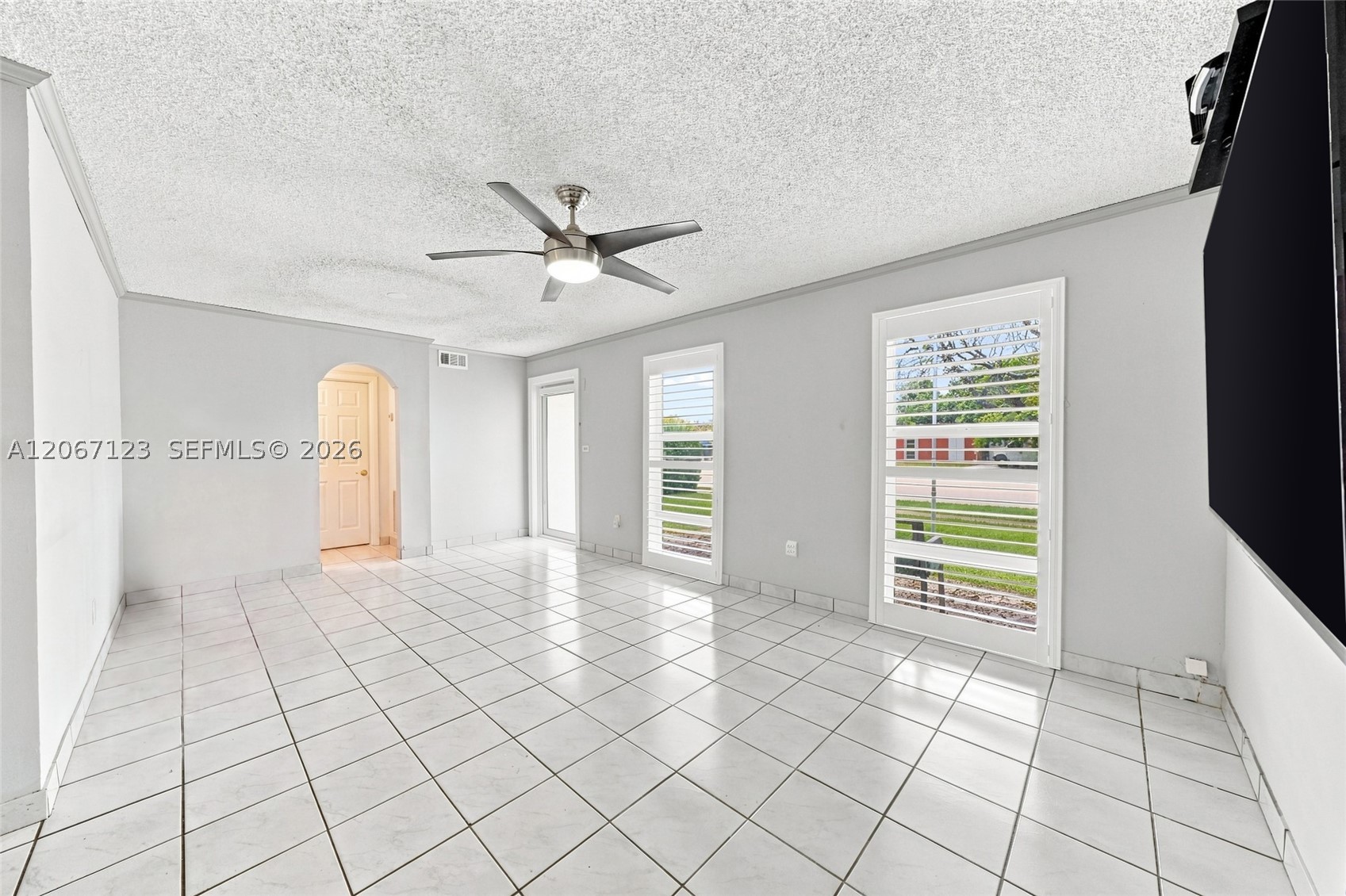5525 SW 112th Ave, Miami FL 33165