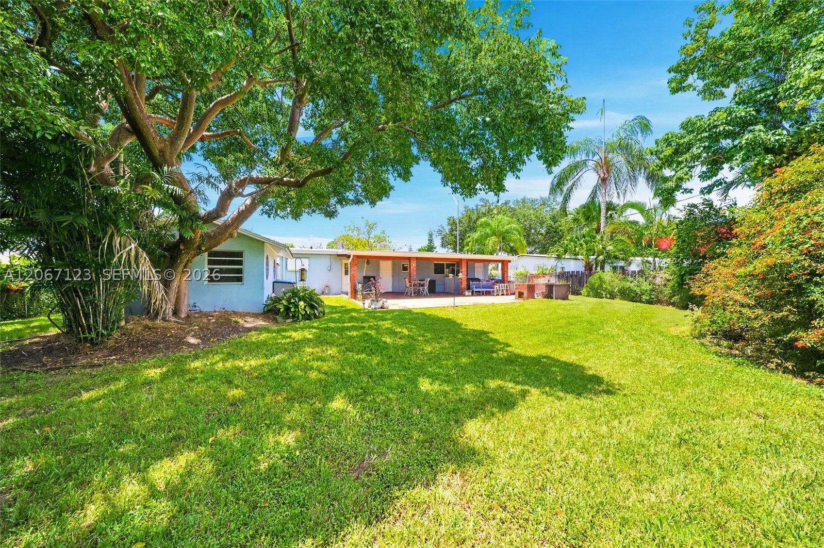 5525 SW 112th Ave, Miami FL 33165
