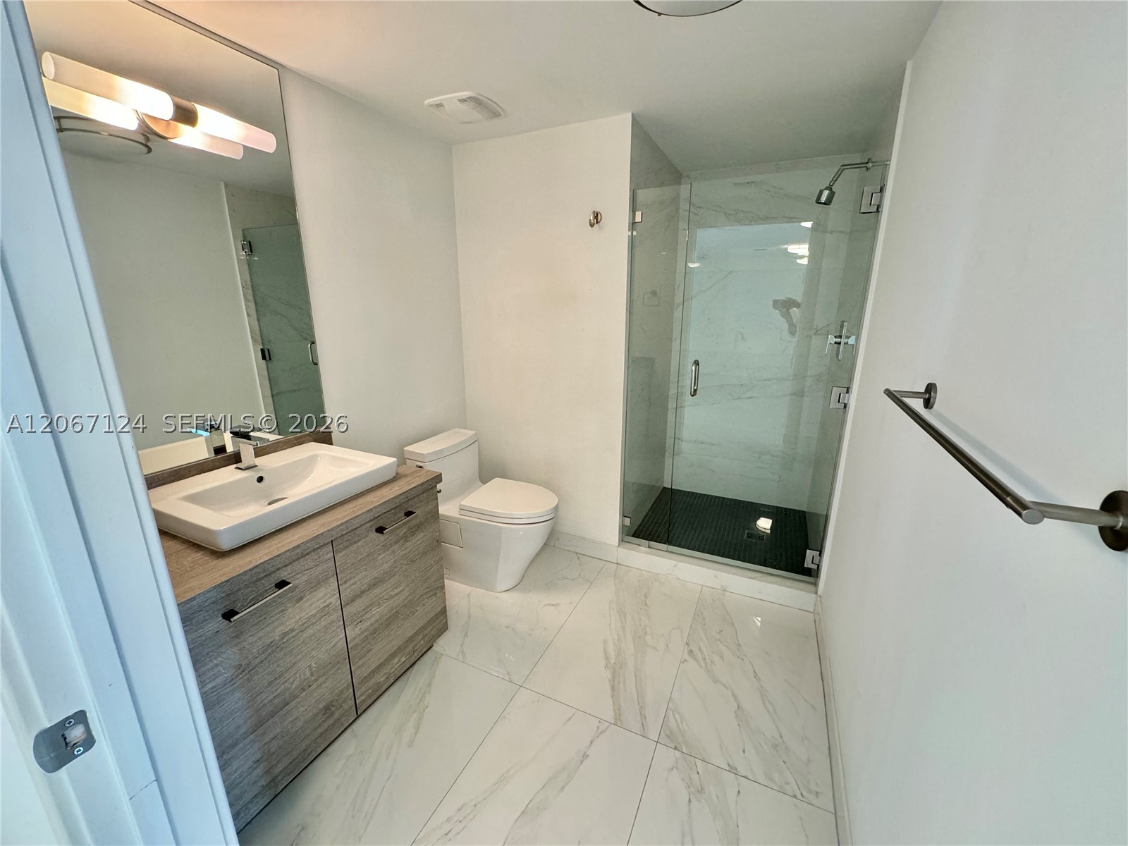 400 Sunny Isles Blvd #1221, Sunny Isles Beach FL 33160