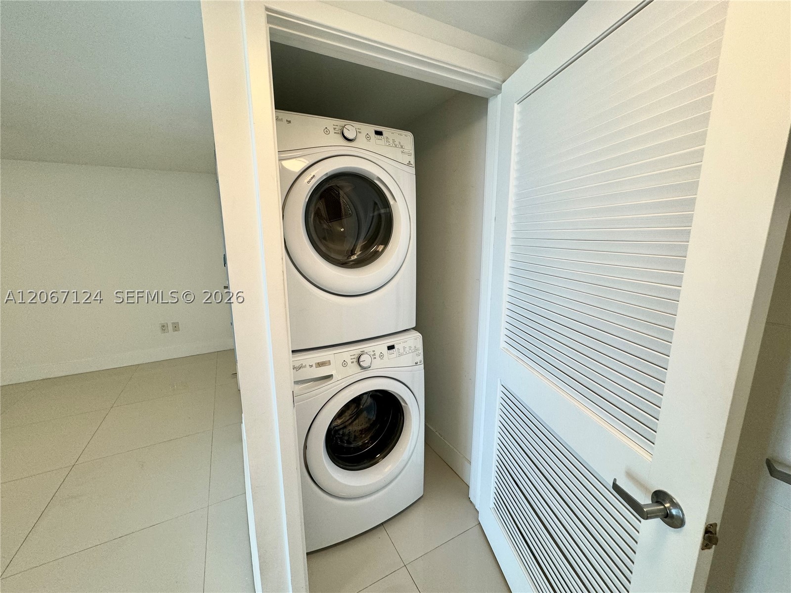 400 Sunny Isles Blvd #1221, Sunny Isles Beach FL 33160