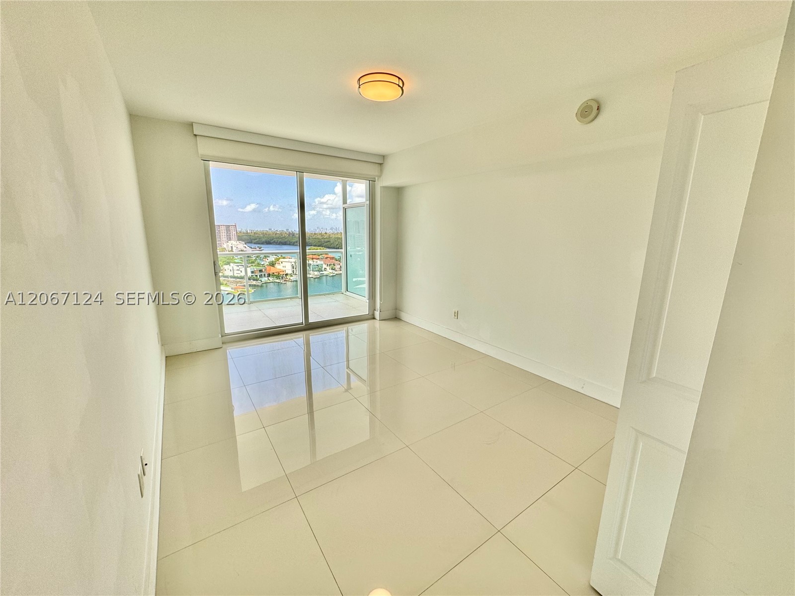 400 Sunny Isles Blvd #1221, Sunny Isles Beach FL 33160
