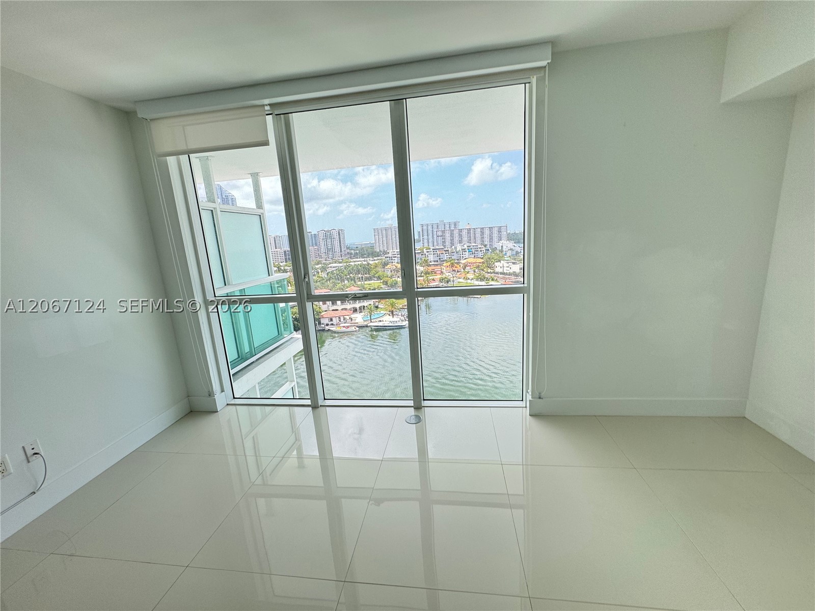 400 Sunny Isles Blvd #1221, Sunny Isles Beach FL 33160