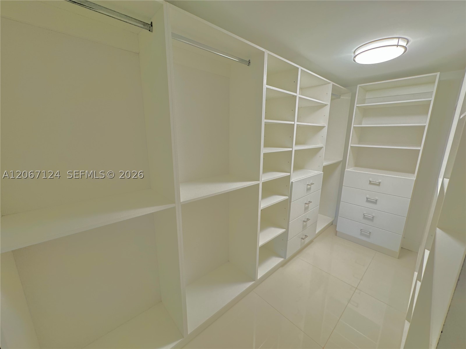 400 Sunny Isles Blvd #1221, Sunny Isles Beach FL 33160