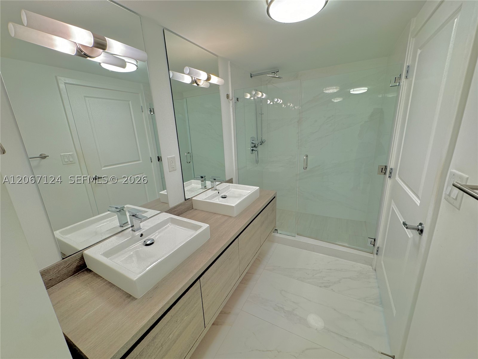 400 Sunny Isles Blvd #1221, Sunny Isles Beach FL 33160