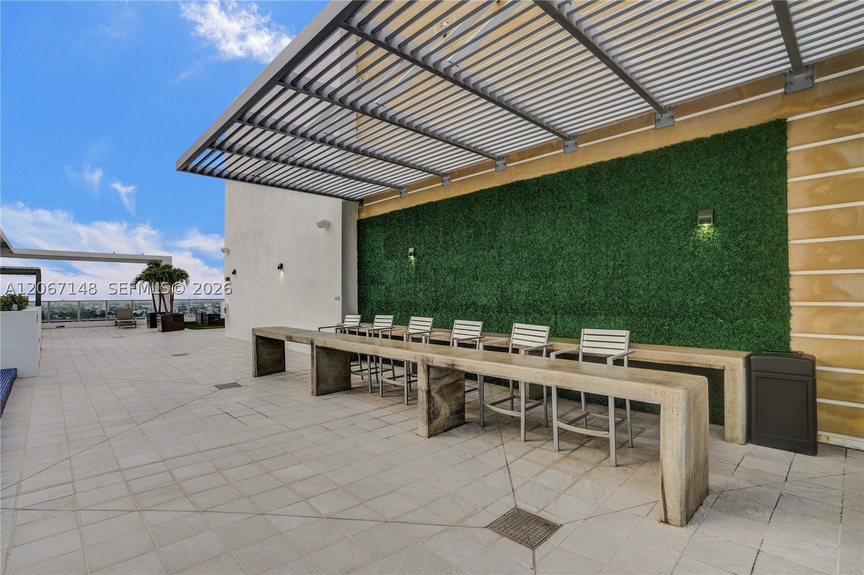 1010 SW 2nd Ave #1708, Miami FL 33130