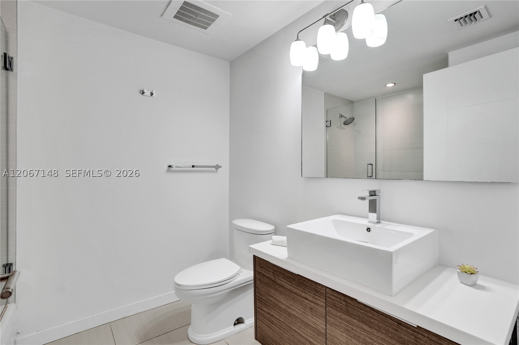 1010 SW 2nd Ave #1708, Miami FL 33130