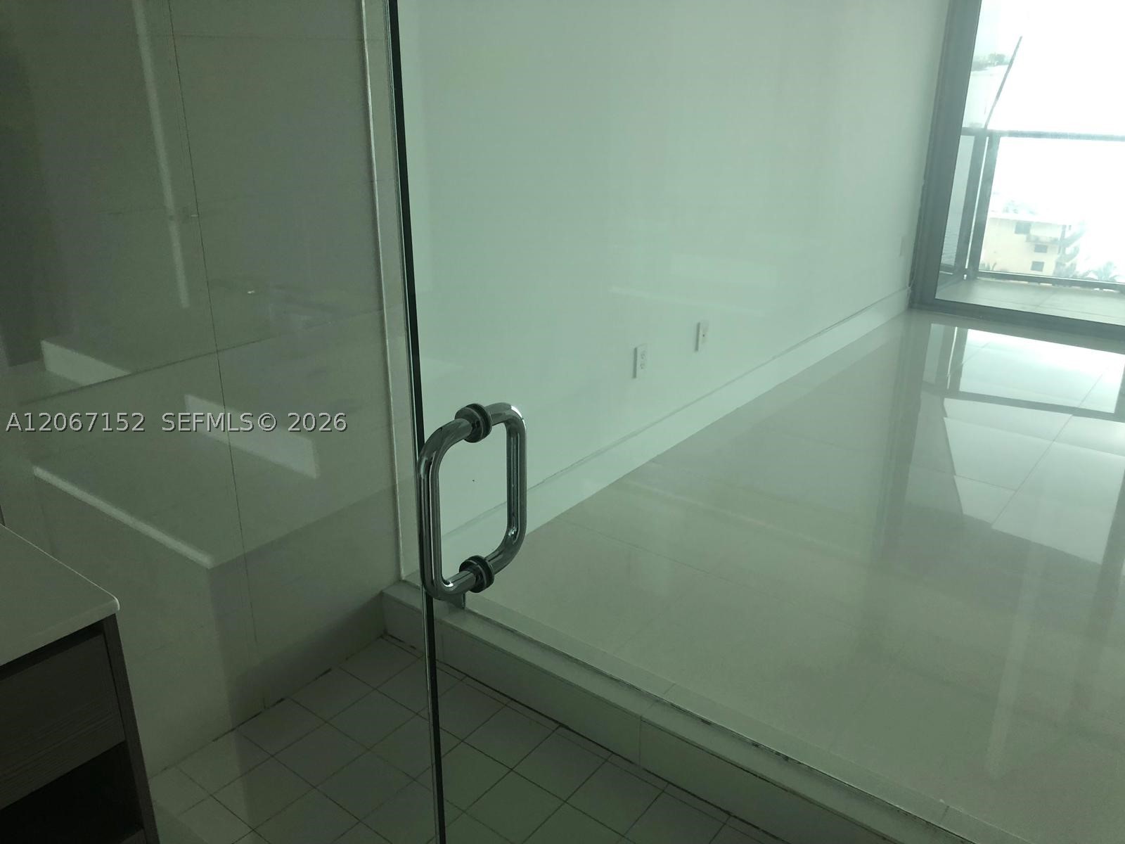 460 NE 28th ST #1102, Miami FL 33132