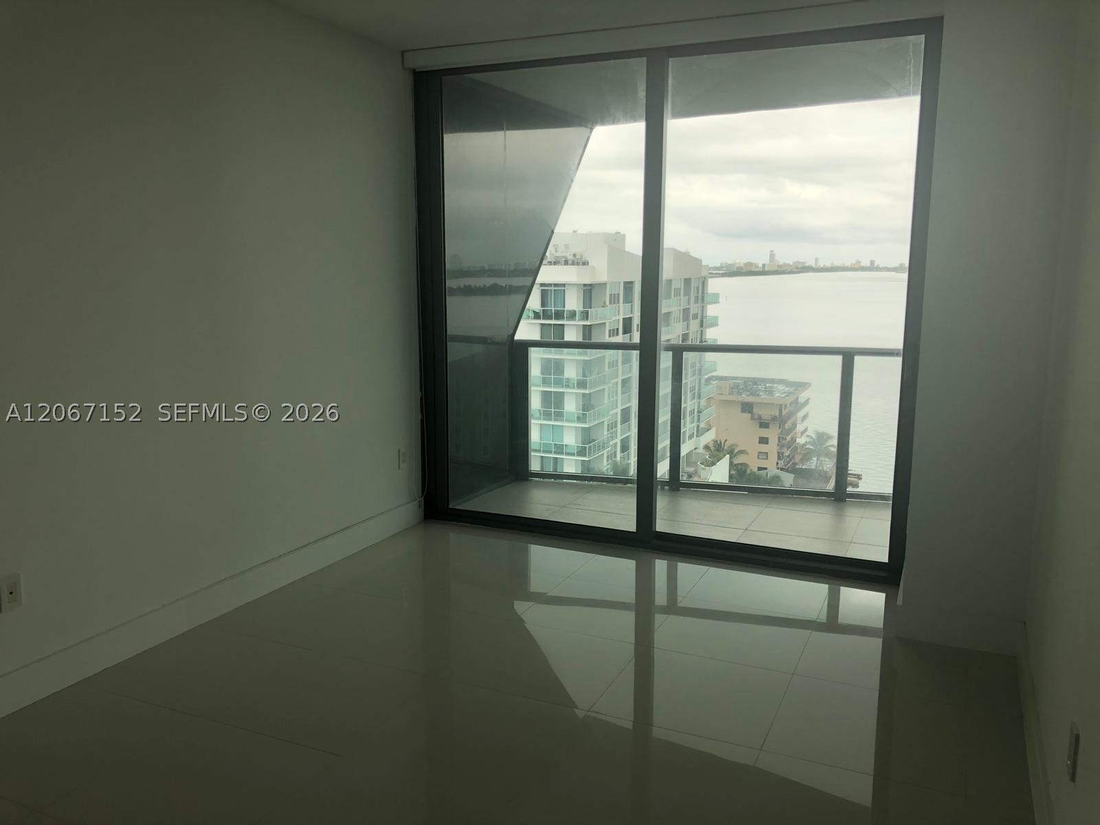 460 NE 28th ST #1102, Miami FL 33132